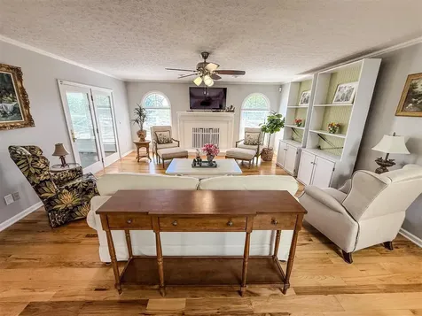 141 Fairway Place Glasgow KY 42141
