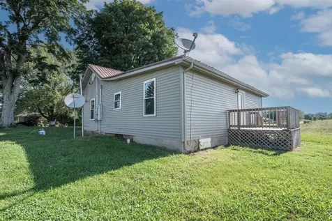 3963 Old Lexington Road Cave City KY 42127