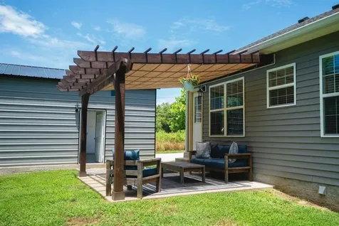 971 Hadley Loop Road Bowling Green KY 42101