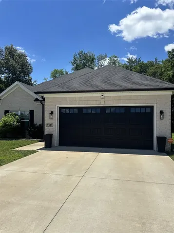 1131 County House Lane Bowling Green KY 42101