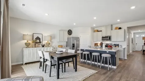 9130 Sundangrass Court Bowling Green KY 42104