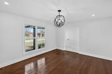 1133 Edgefield Way Bowling Green KY 42104