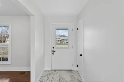 1133 Edgefield Way Bowling Green KY 42104
