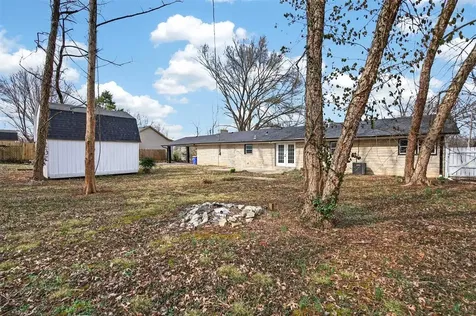 1133 Edgefield Way Bowling Green KY 42104