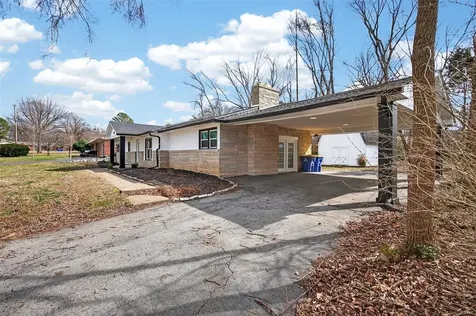 1133 Edgefield Way Bowling Green KY 42104