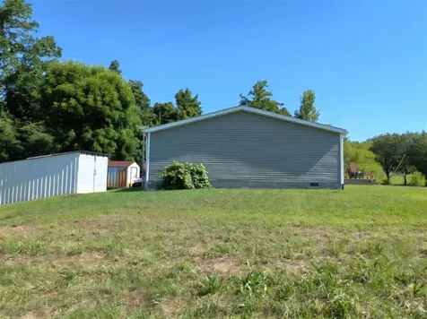 8033 Barren River Road Bowling Green KY 42101