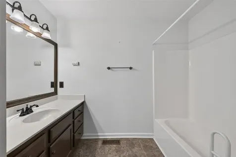 3350 Cave Springs Avenue Bowling Green KY 42104