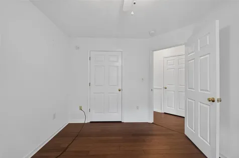 3350 Cave Springs Avenue Bowling Green KY 42104