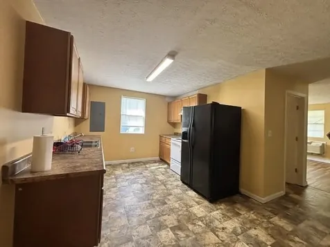 330 N 4th Street Central City KY 42330