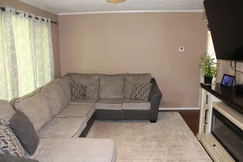 3225 Stratford Avenue Louisville KY 40218
