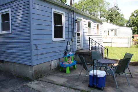 3225 Stratford Avenue Louisville KY 40218