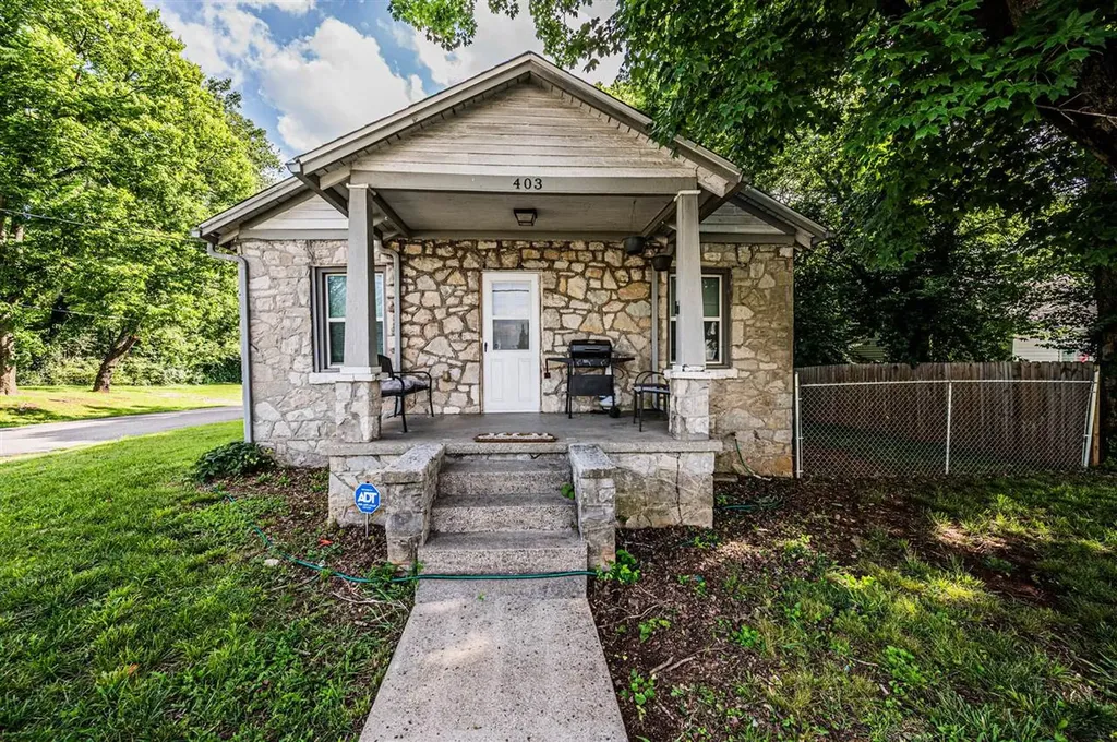 Bowling Green KY, 403 W 10th Avenue
