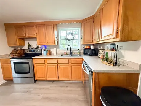 13725 Morgantown Road Bowling Green KY 42101