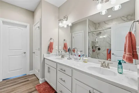7125 Hilliard Circle Alvaton KY 42122