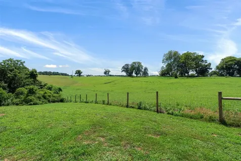 7125 Hilliard Circle Alvaton KY 42122