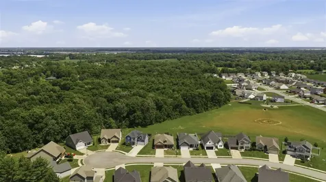7028 Stone Meade Court Bowling Green KY 42101