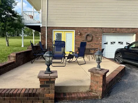 2390 Old Munfordville Road Glasgow KY 42141