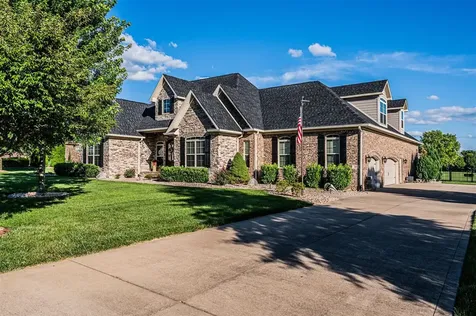 320 Sierra Nevada Way Bowling Green KY 42104