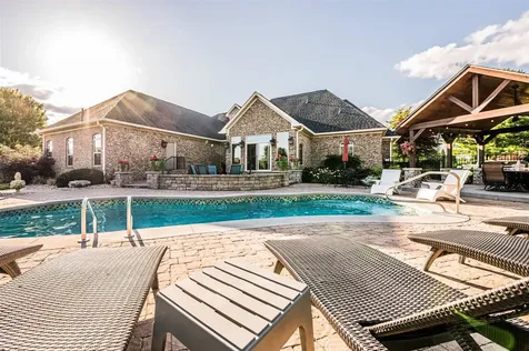 320 Sierra Nevada Way Bowling Green KY 42104