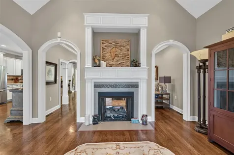 320 Sierra Nevada Way Bowling Green KY 42104