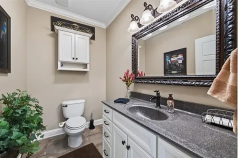 320 Sierra Nevada Way Bowling Green KY 42104