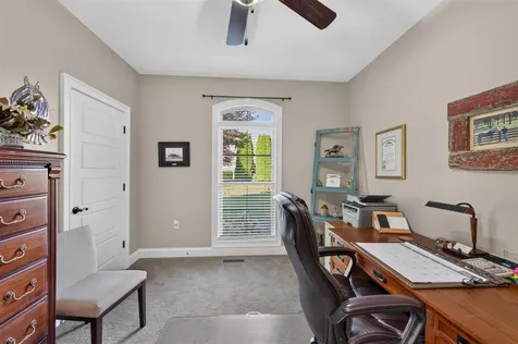 320 Sierra Nevada Way Bowling Green KY 42104