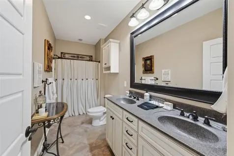 320 Sierra Nevada Way Bowling Green KY 42104
