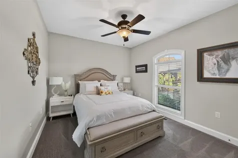 320 Sierra Nevada Way Bowling Green KY 42104