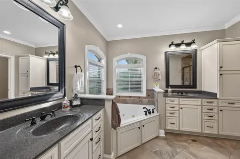 320 Sierra Nevada Way Bowling Green KY 42104