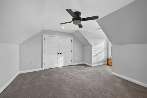 320 Sierra Nevada Way Bowling Green KY 42104