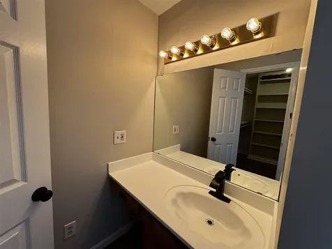 1580 Pleasant Valley Court Bowling Green KY 42104