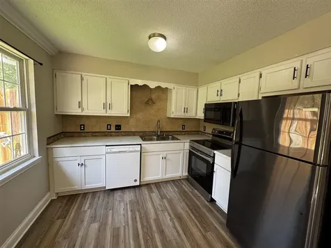 1580 Pleasant Valley Court Bowling Green KY 42104