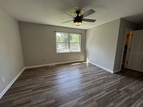 1580 Pleasant Valley Court Bowling Green KY 42104