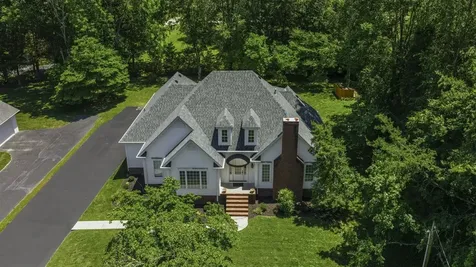 109 Firethorn Street Glasgow KY 42141