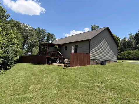 175 Jackson Avenue Scottsville KY 42164
