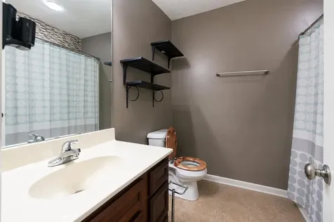 422 Turkey Run Drive Bowling Green KY 42101