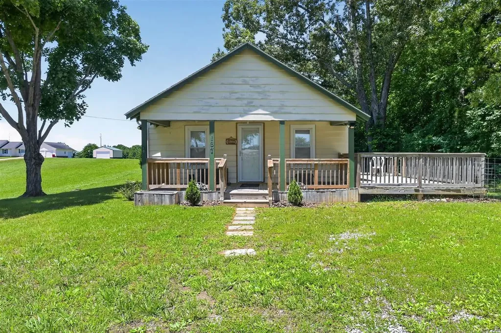 167 Carter Creek Road Greenville KY 42345