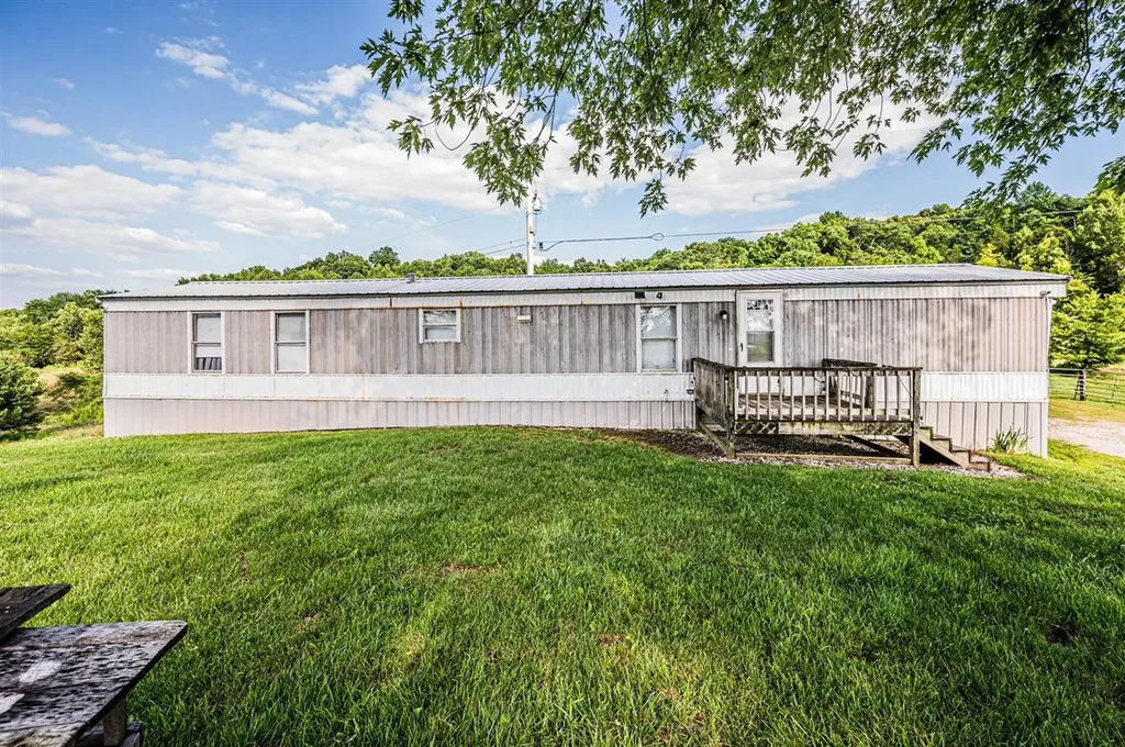 1965 Harry Cherry Road Bowling Green KY 42101