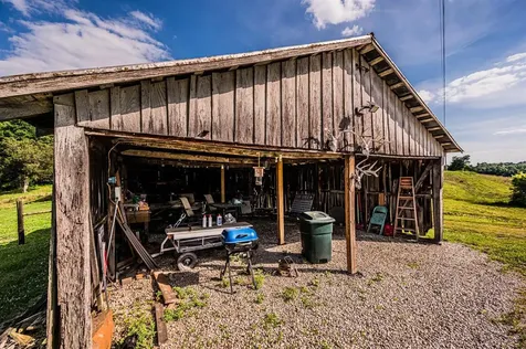 1965 Harry Cherry Road Bowling Green KY 42101