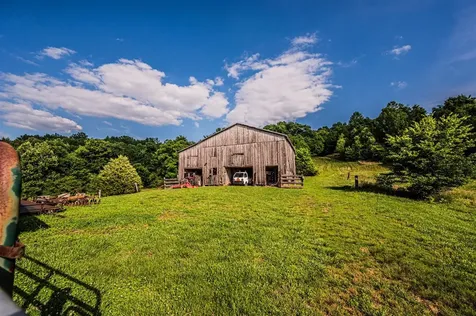 1965 Harry Cherry Road Bowling Green KY 42101