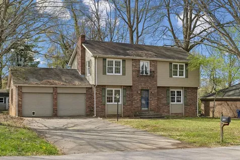 837 Edgefield Way Bowling Green KY 42104