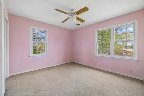 837 Edgefield Way Bowling Green KY 42104