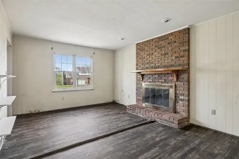 837 Edgefield Way Bowling Green KY 42104