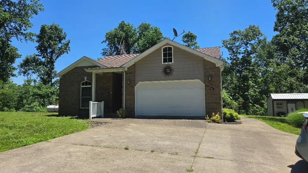69 Woodlan Drive Morgantown KY 42261