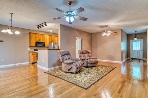 69 Woodlan Drive Morgantown KY 42261