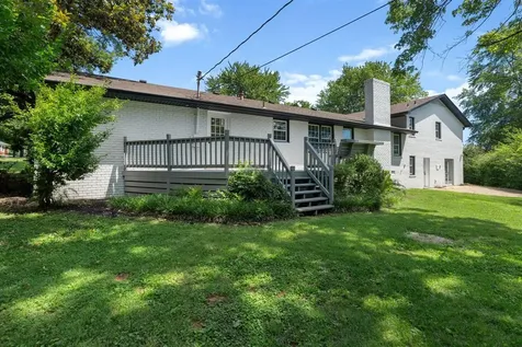 2102 Grandview Street Bowling Green KY 42101