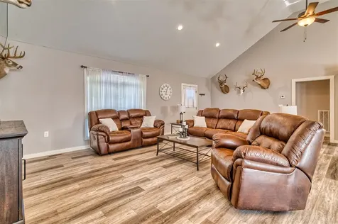 12432 Lewisburg Road Lewisburg KY 42256
