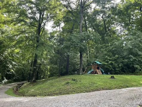 191 Chestnut Lane Morgantown KY 42261