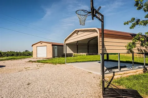 6740 Richardsville Road Bowling Green KY 42101