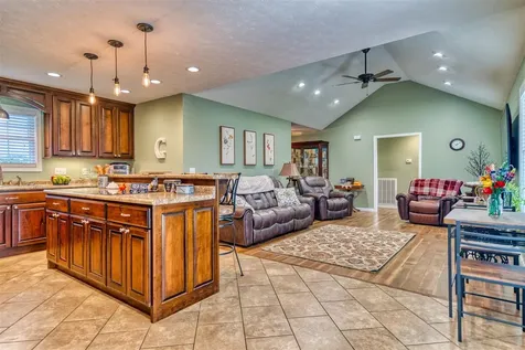 3702 Morgantown Road Russellville KY 42276